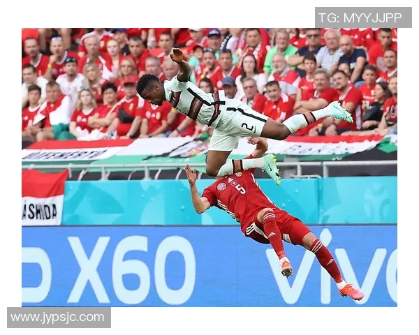 上海羽毛球队在欧锦赛中的默契配合与战术分析 上海羽毛球队在欧锦赛中的默契配合与战术分析