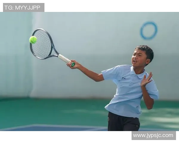 南京网球队在全国网球状态排行榜中荣登第八名展现出强劲实力与潜力 南京网球队在全国网球状态排行榜中荣登第八名展现出强劲实力与潜力