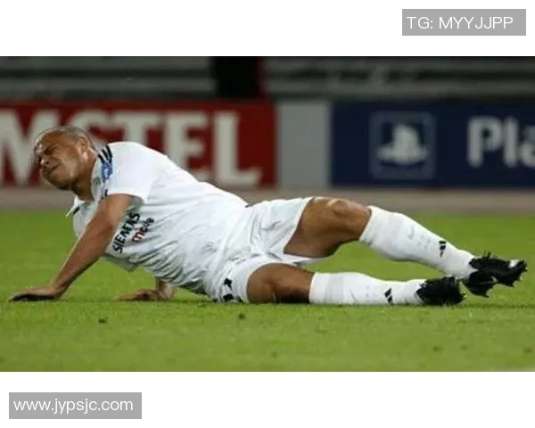 足球明星受伤瞬间揭秘伤痛背后的故事与坚持不懈的精神 足球明星受伤瞬间揭秘伤痛背后的故事与坚持不懈的精神